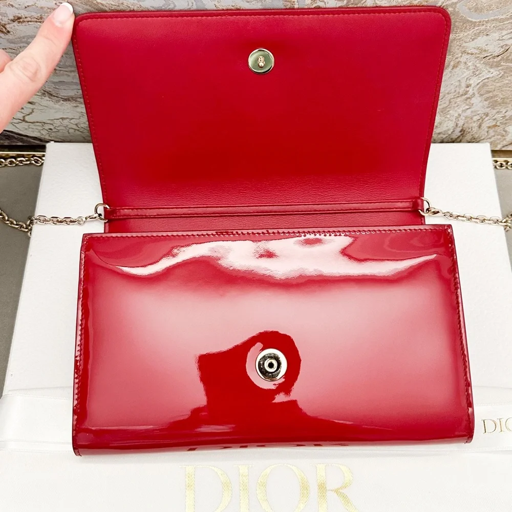 Christian Dior Patent 30 Montaigne Cherry Red Chain Crossbody Pouch Bag - Picture 6 of 10